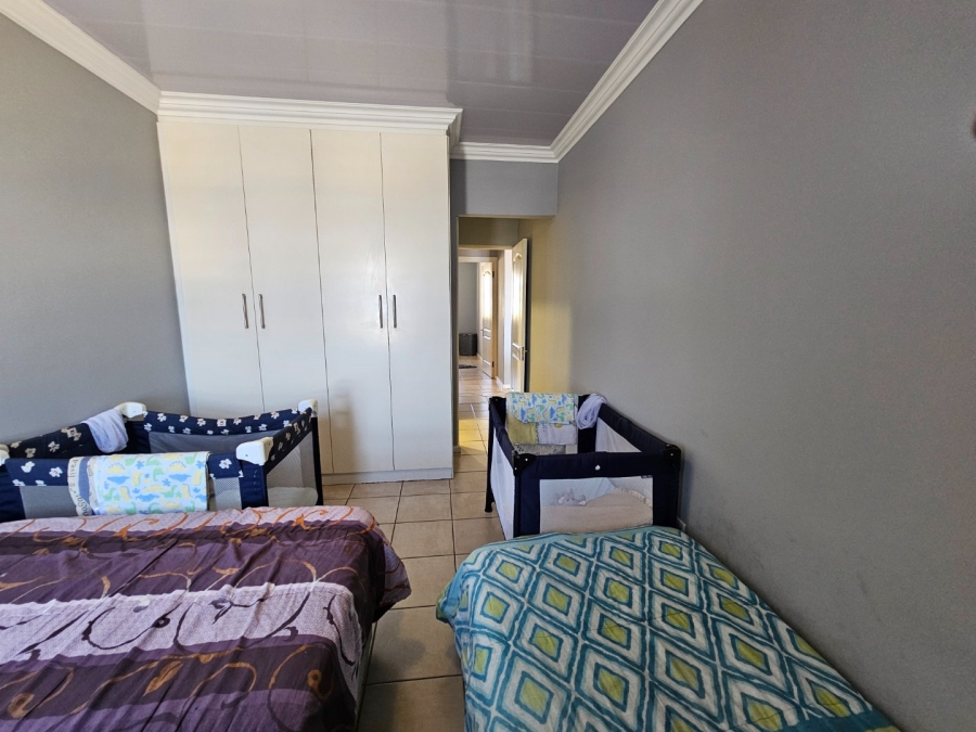 2 Bedroom Property for Sale in Da Nova Western Cape